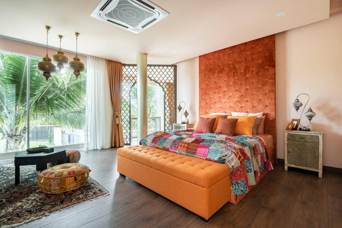Palm Villa - Award Winning Modern Luxury & Exclusive Villa Resort チエンマイ エクステリア 写真