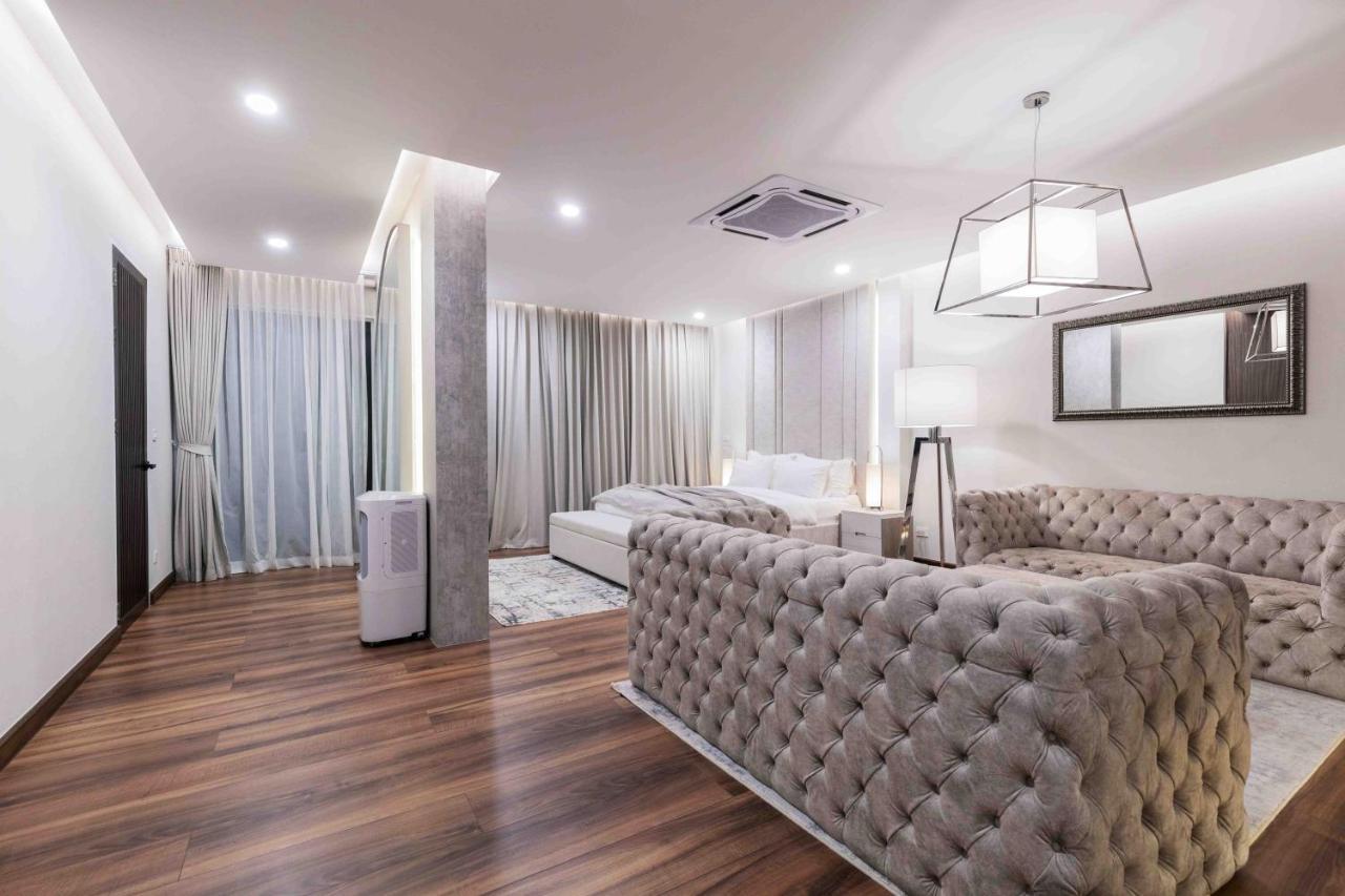 Palm Villa - Award Winning Modern Luxury & Exclusive Villa Resort チエンマイ エクステリア 写真