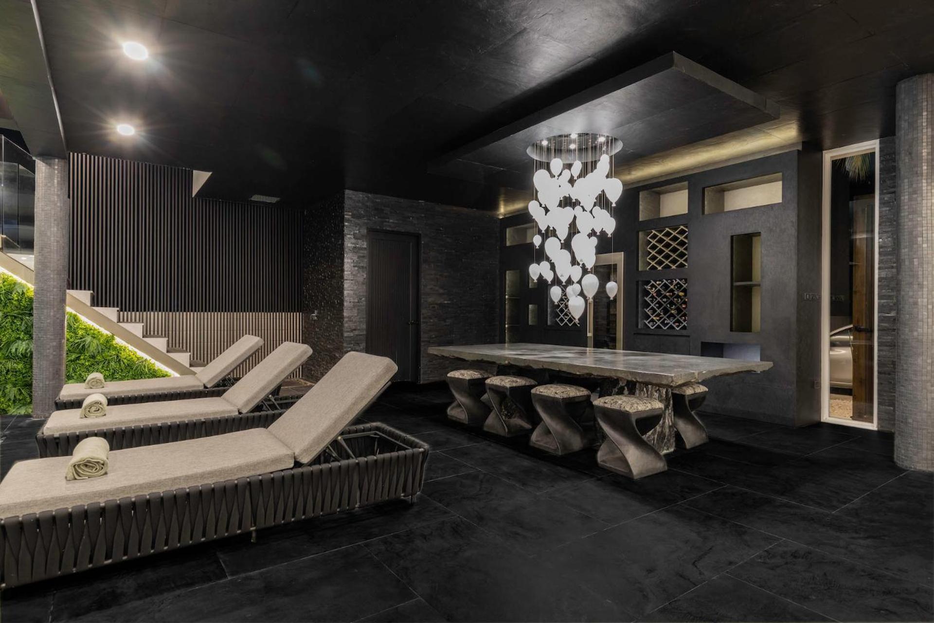 Palm Villa - Award Winning Modern Luxury & Exclusive Villa Resort チエンマイ エクステリア 写真